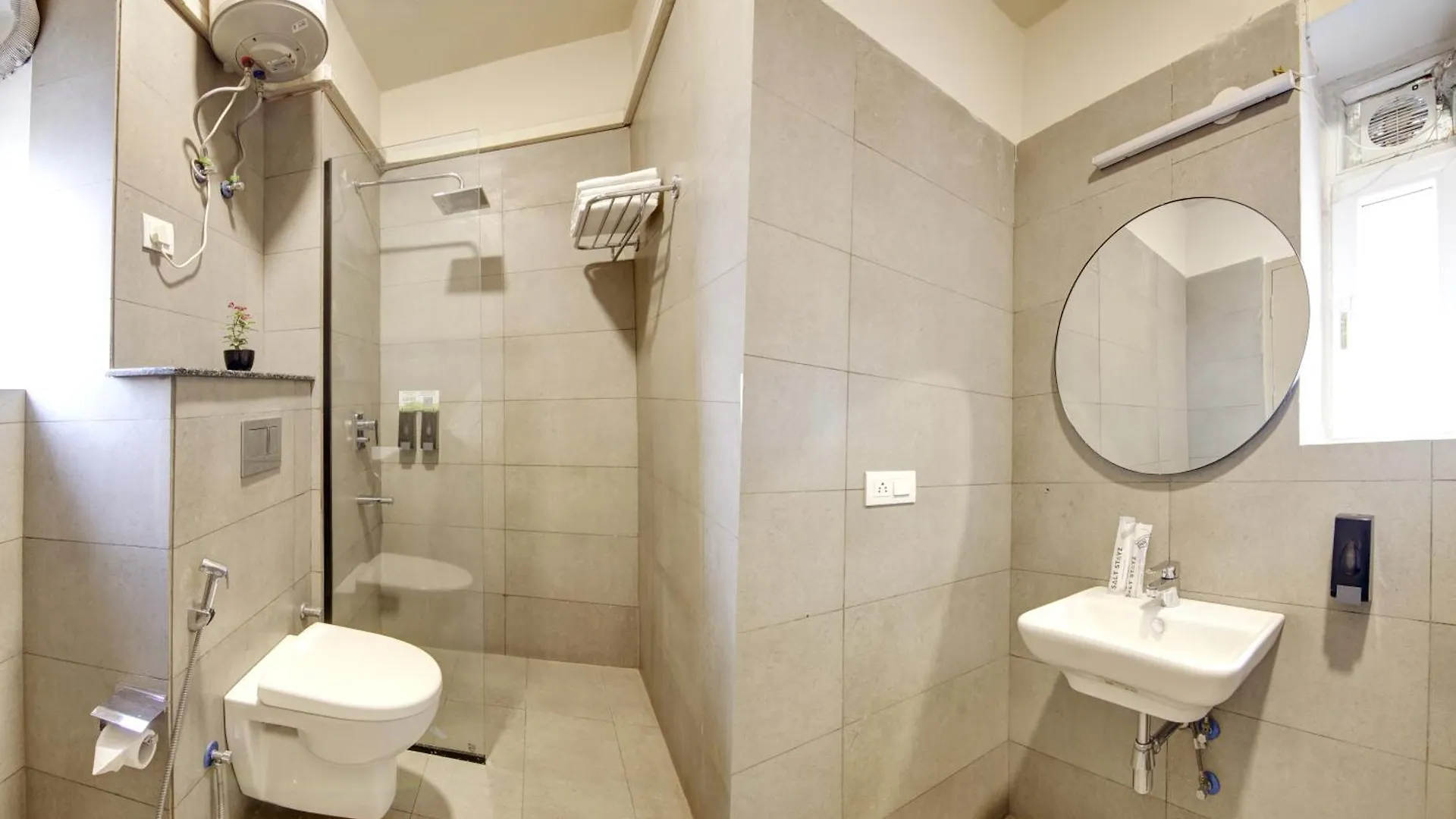 Saltstayz Select - Golf Course Road Gurgáon 4*,