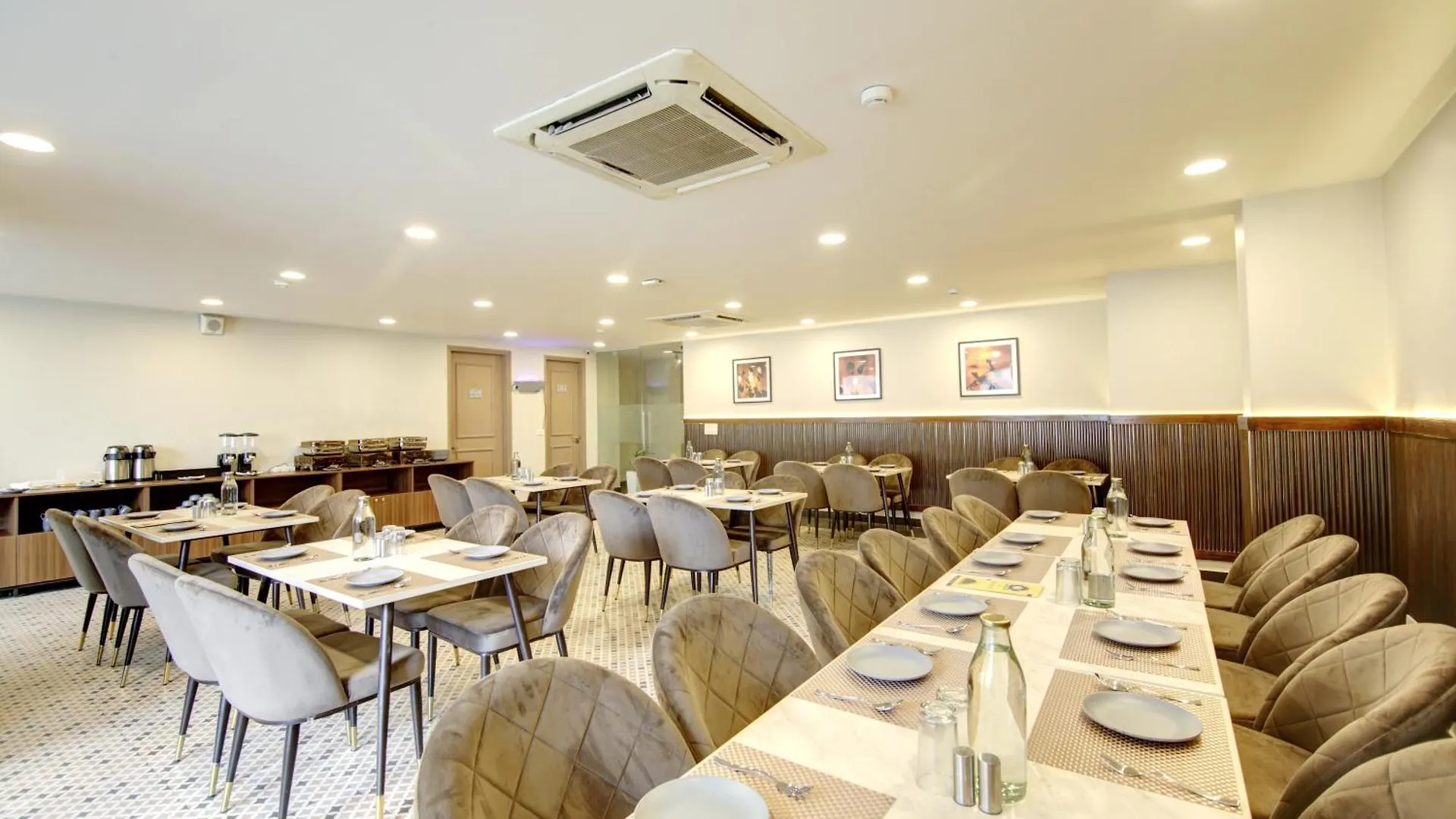Saltstayz Select - Golf Course Road Gurgaon