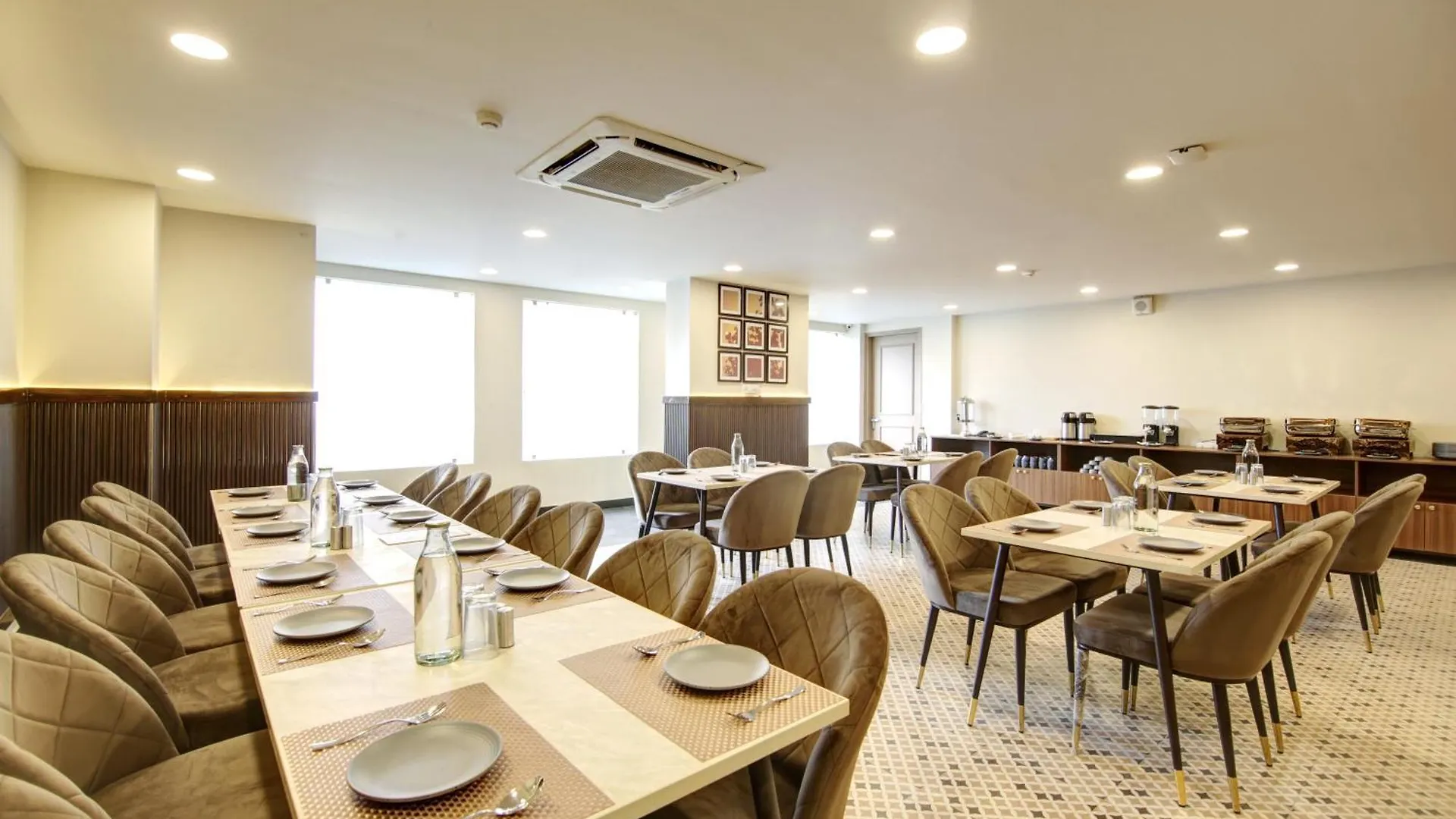 Hotel Saltstayz Select - Golf Course Road Gurgaon