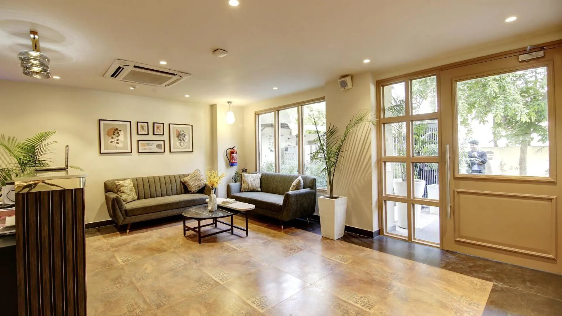 Hotel Saltstayz Select - Golf Course Road Gurgaon