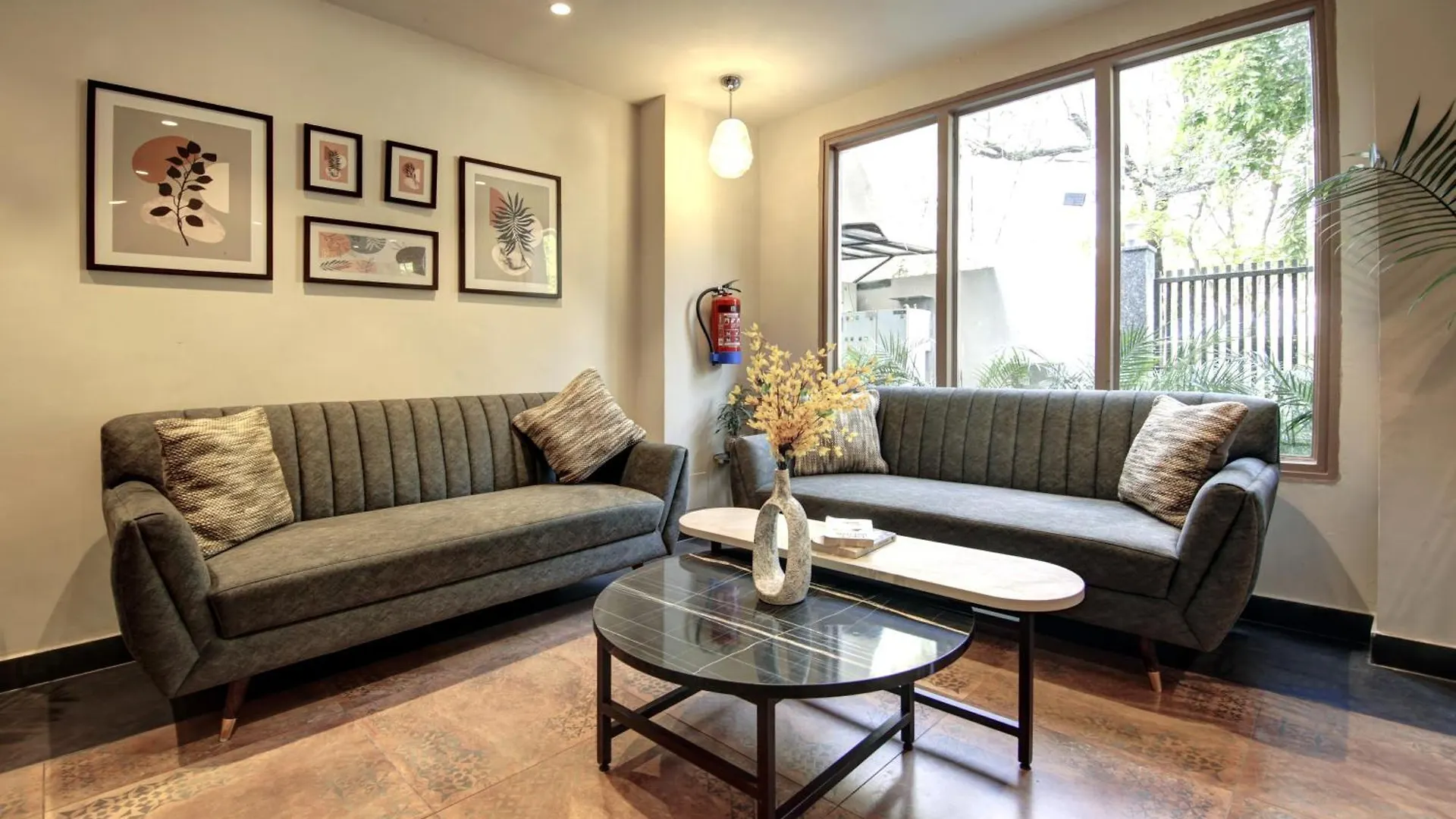 Saltstayz Select - Golf Course Road Gurgaon