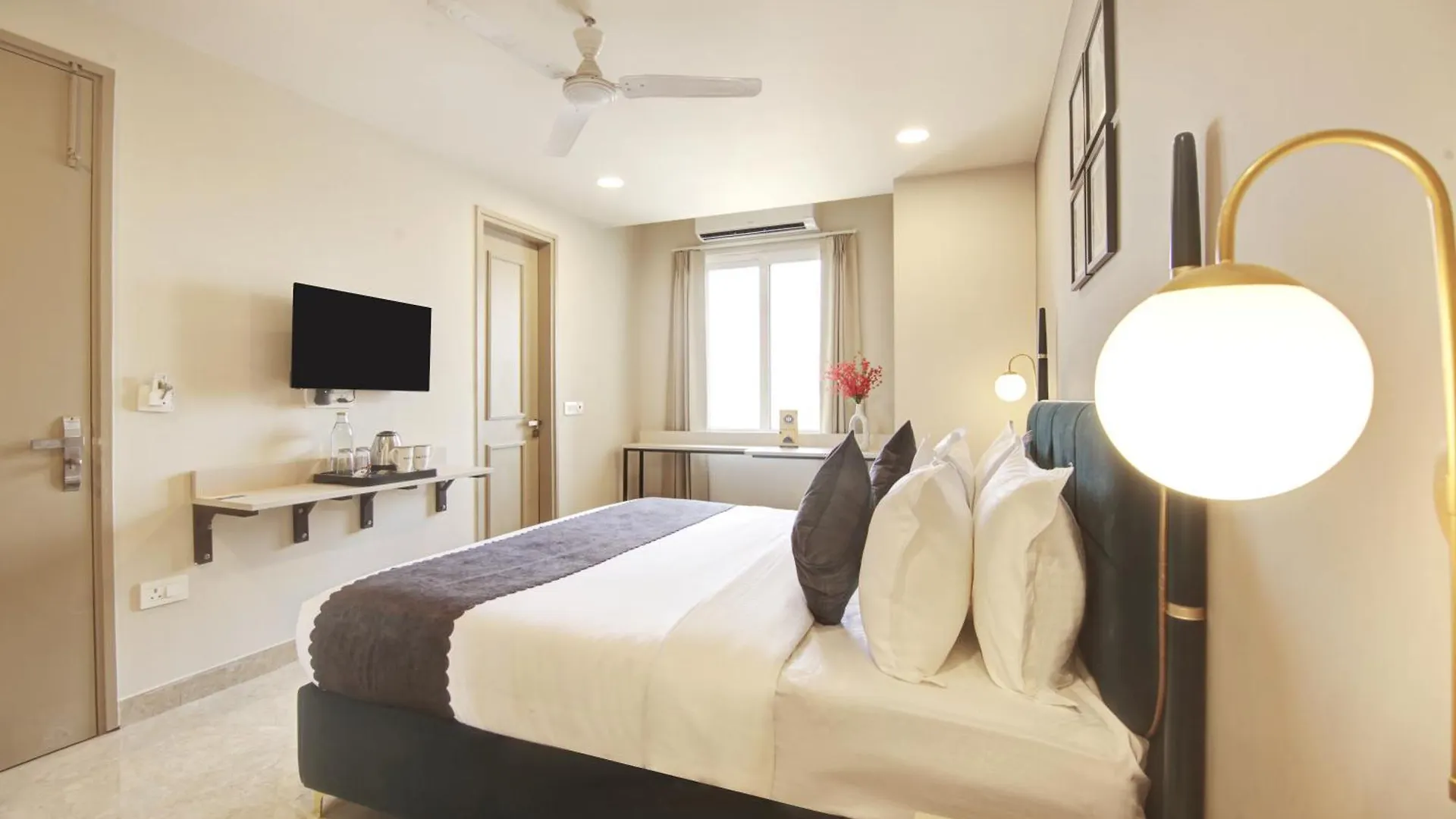 Saltstayz Select - Golf Course Road Gurgaon 4*,